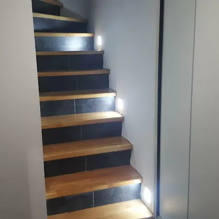 şehir Merkez Yakınında 30 M2 Stüdyo Daire, 1 Banyolu *