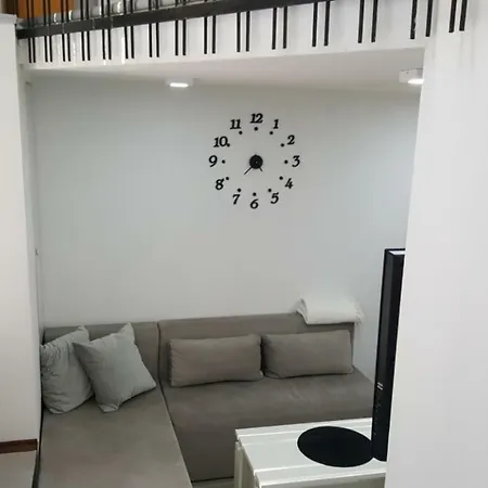 şehir Merkez Yakınında 30 M2 Stüdyo Daire, 1 Banyolu * Saraybosna
